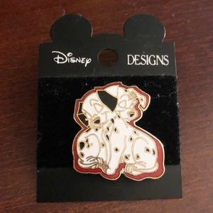 Disney Designs 101 Dalmatians pin